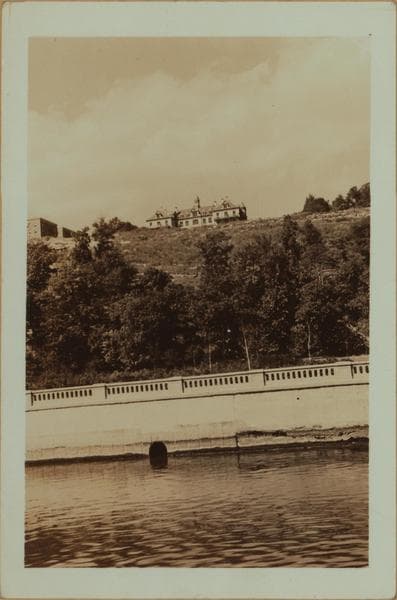 Harlem River - Manhattan - 190th and 192nd Streets (West) - [High Bridge Park - Isabella Home.], 1935