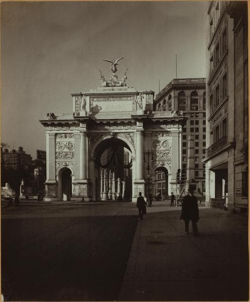 Celebrations - Parades - Municipal events - The Victory Arch., 1918