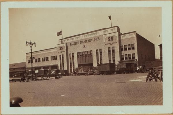 Manhattan: West Street - North Moore Street, 1937