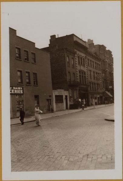 Manhattan: 10th Street - Greenwich Avenue, 1941