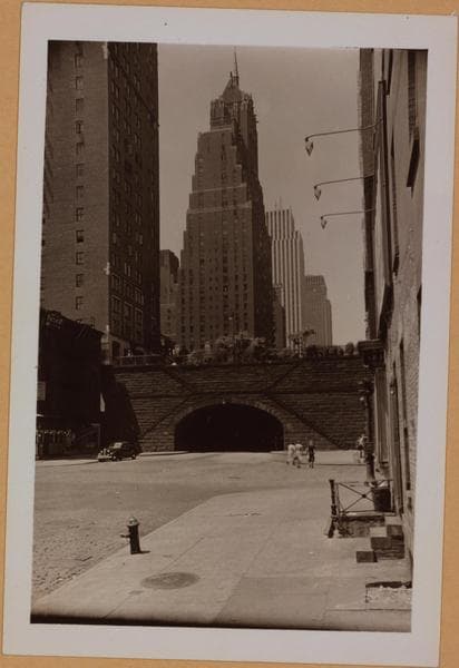 Manhattan: 42nd Street (East) - 1st Avenue, 1939