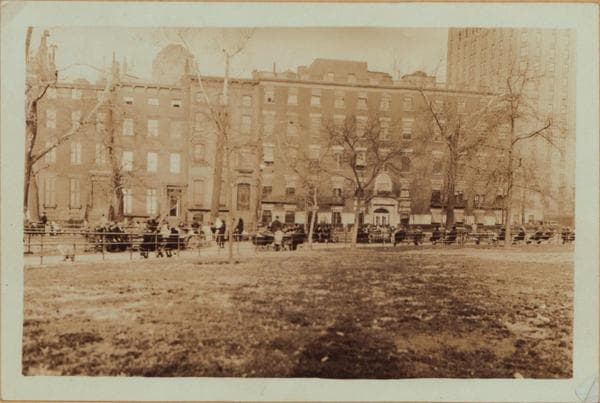 Manhattan: Washington Square North - 5th Avenue, 1930