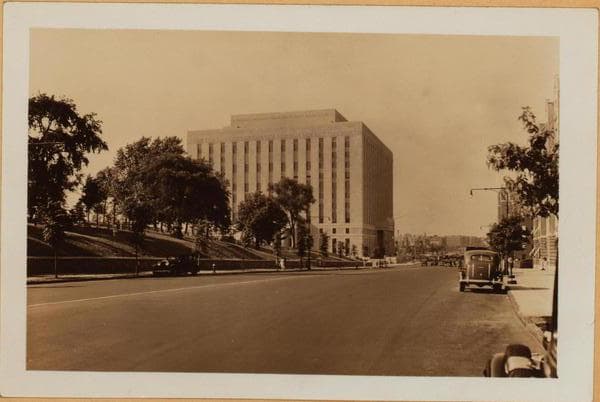 Bronx: Grand Concourse - 153rd Street (East), 1936–1937