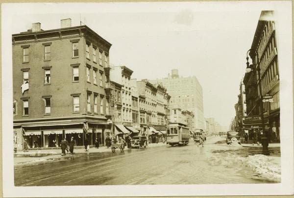 Manhattan: Avenue A - 1st Street, 1934–1935