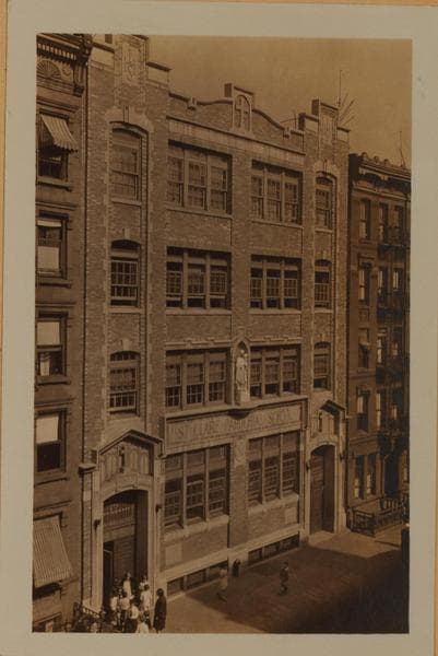 Manhattan: 36th Street (West) - Between 9th and 10th Avenues., 1927–1935