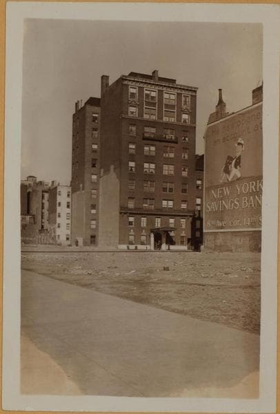 Manhattan: 6th Avenue - Washington Place, 1932–1933