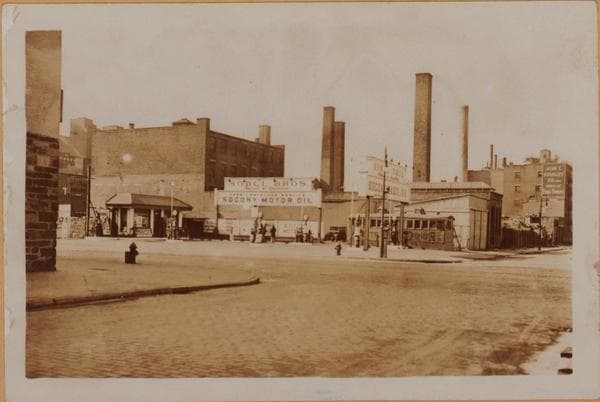 Manhattan: 11th Avenue - 28th Street (West), 1932-02-07