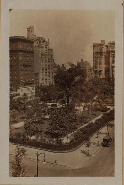 Manhattan: Gramercy Park North - Lexington Avenue, 1928