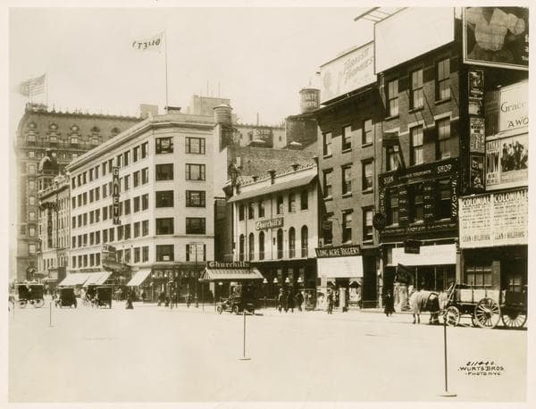 West 42nd Street - Times Square (looking south), 1905