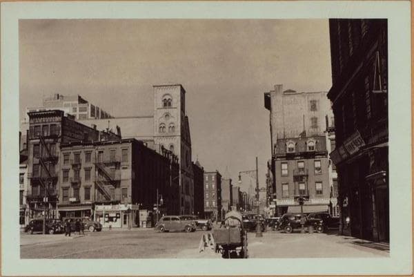 Manhattan: West Broadway - Canal Street, 1939