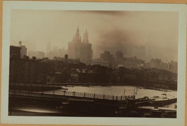 Bridges - Manhattan Bridge - [Footpath and old street.], 1929