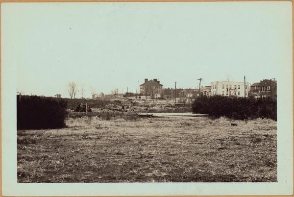 Queens: 111th Street - 46th Avenue, 1935–1936